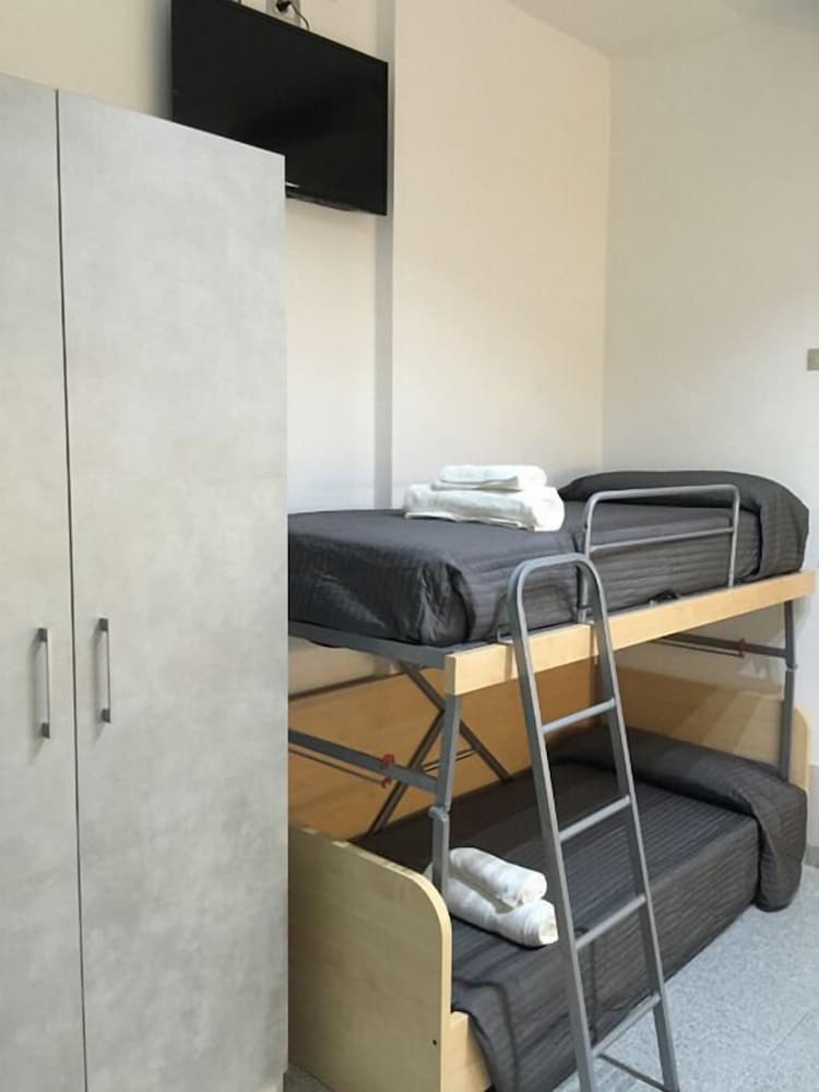 Hotel Ragno D'oro 36/49