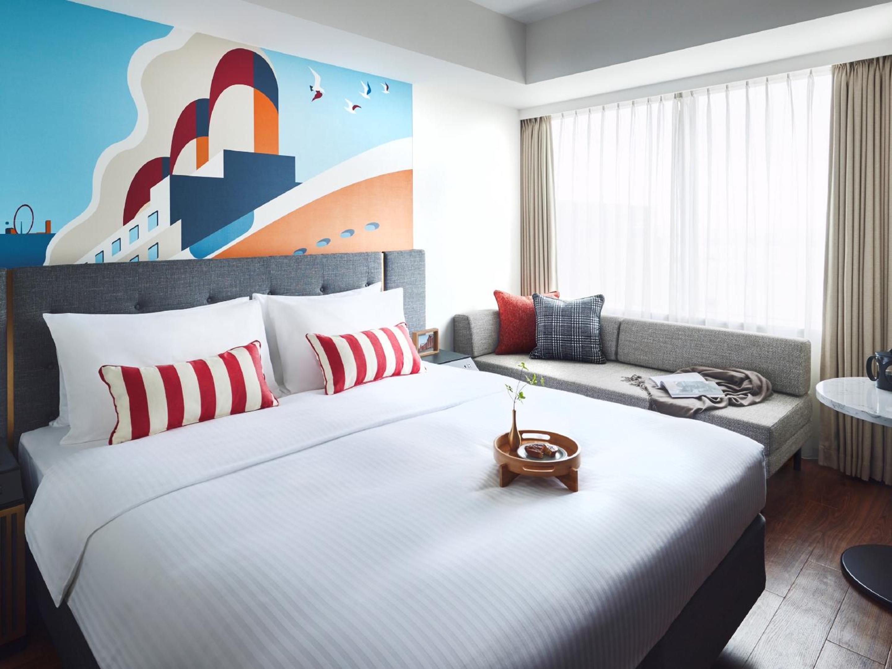 Deluxe, Queen Bed