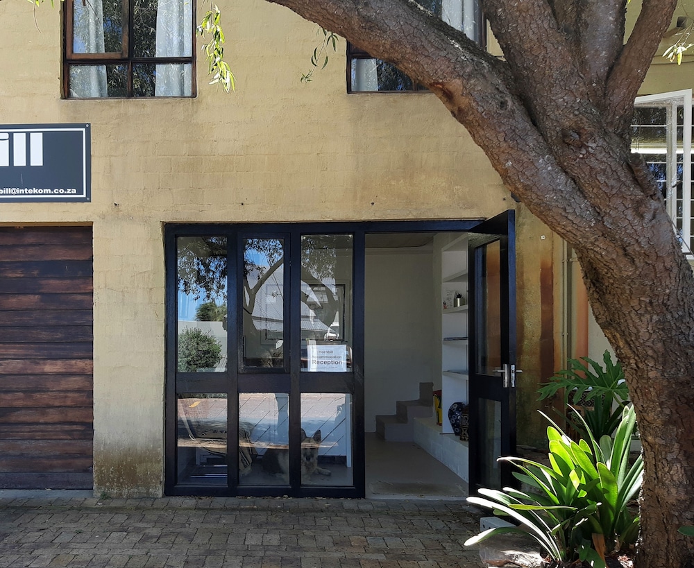 Hornbill House 4/49