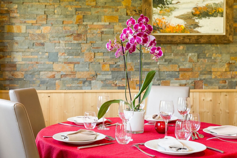 Chalet-Hotel Le Beausoleil, The Originals Relais (Hotels-Chalets de Tradition) 26/35