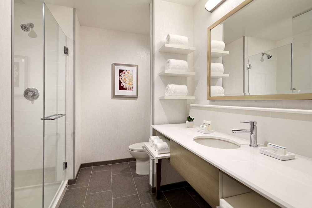Hampton Inn Long Beach Airport 14/67