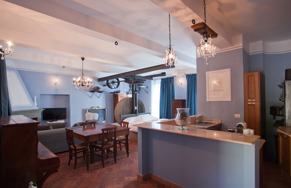 Relais Fattoria Belvedere 55/79