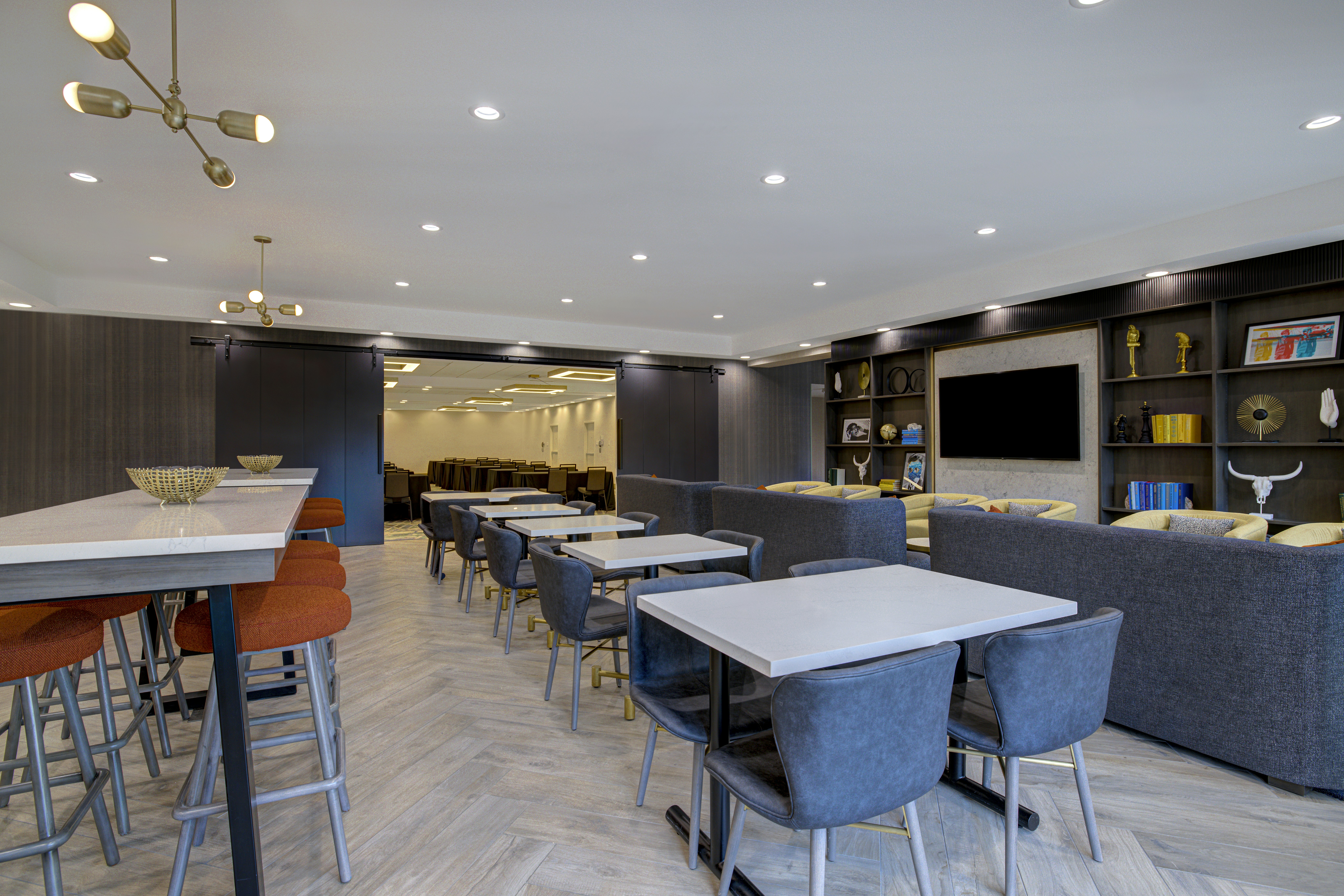 DoubleTree by Hilton Palmdale 57/75