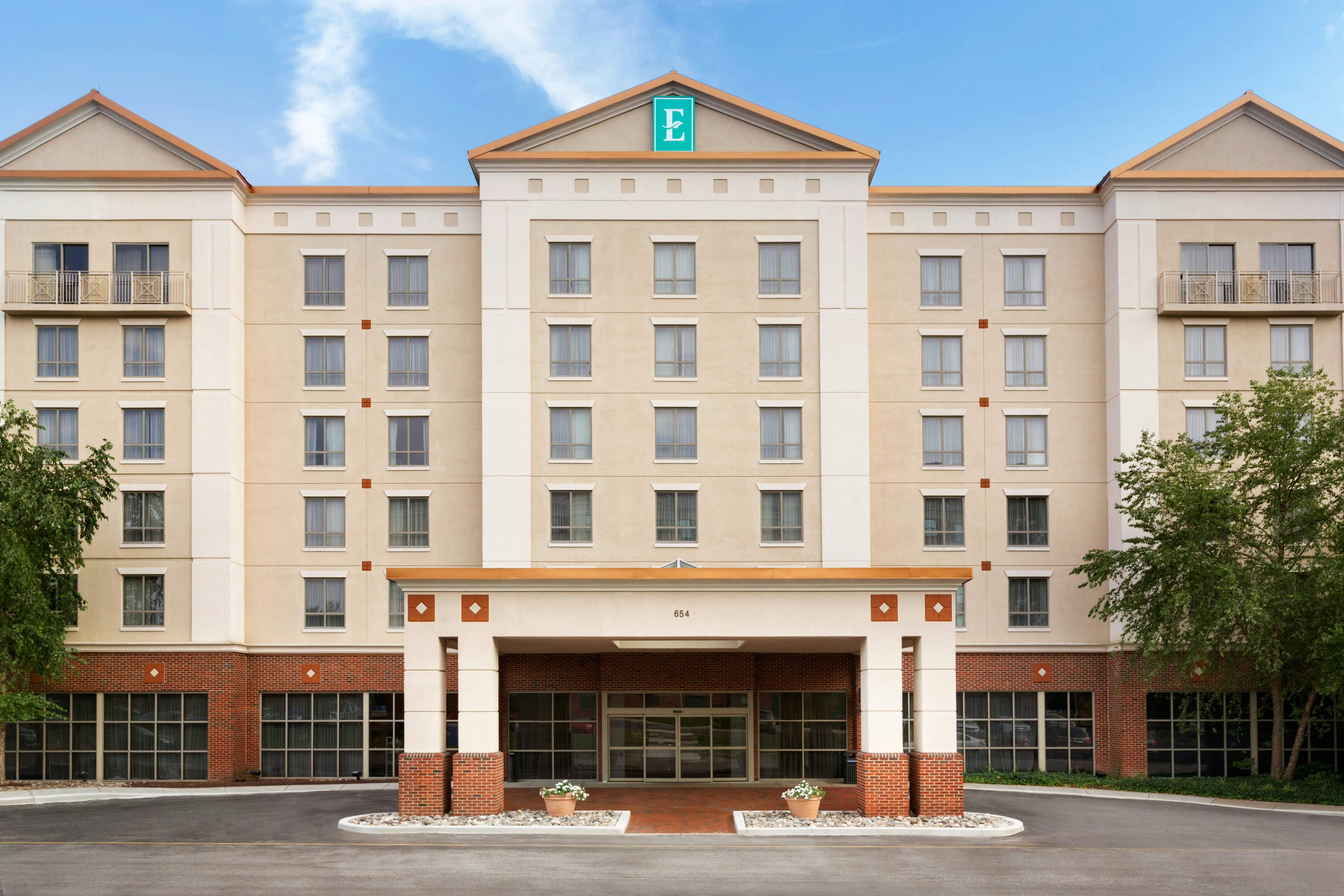 Embassy Suites by Hilton Newark Wilmington South 2/50