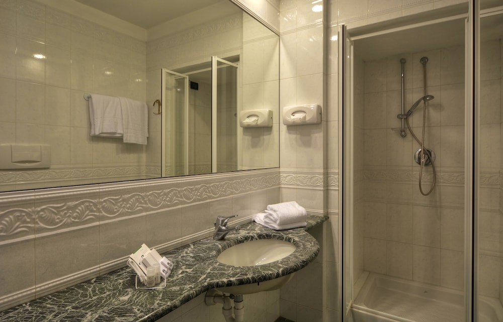 Best Western Hotel Genio 7/50