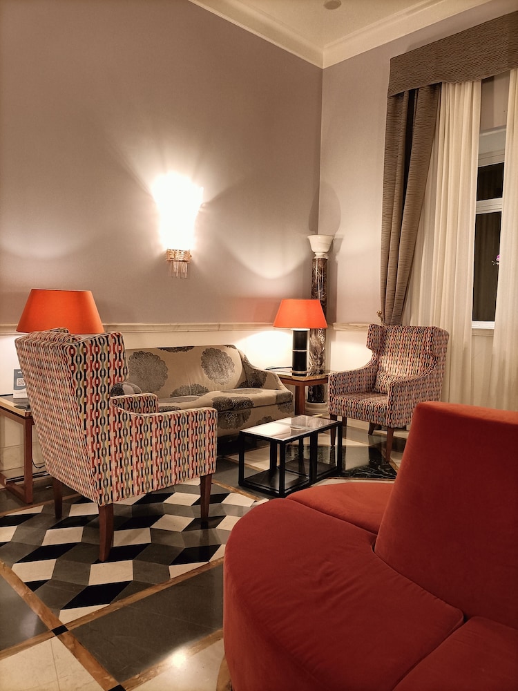 Savoy Hotel Rome 26/34