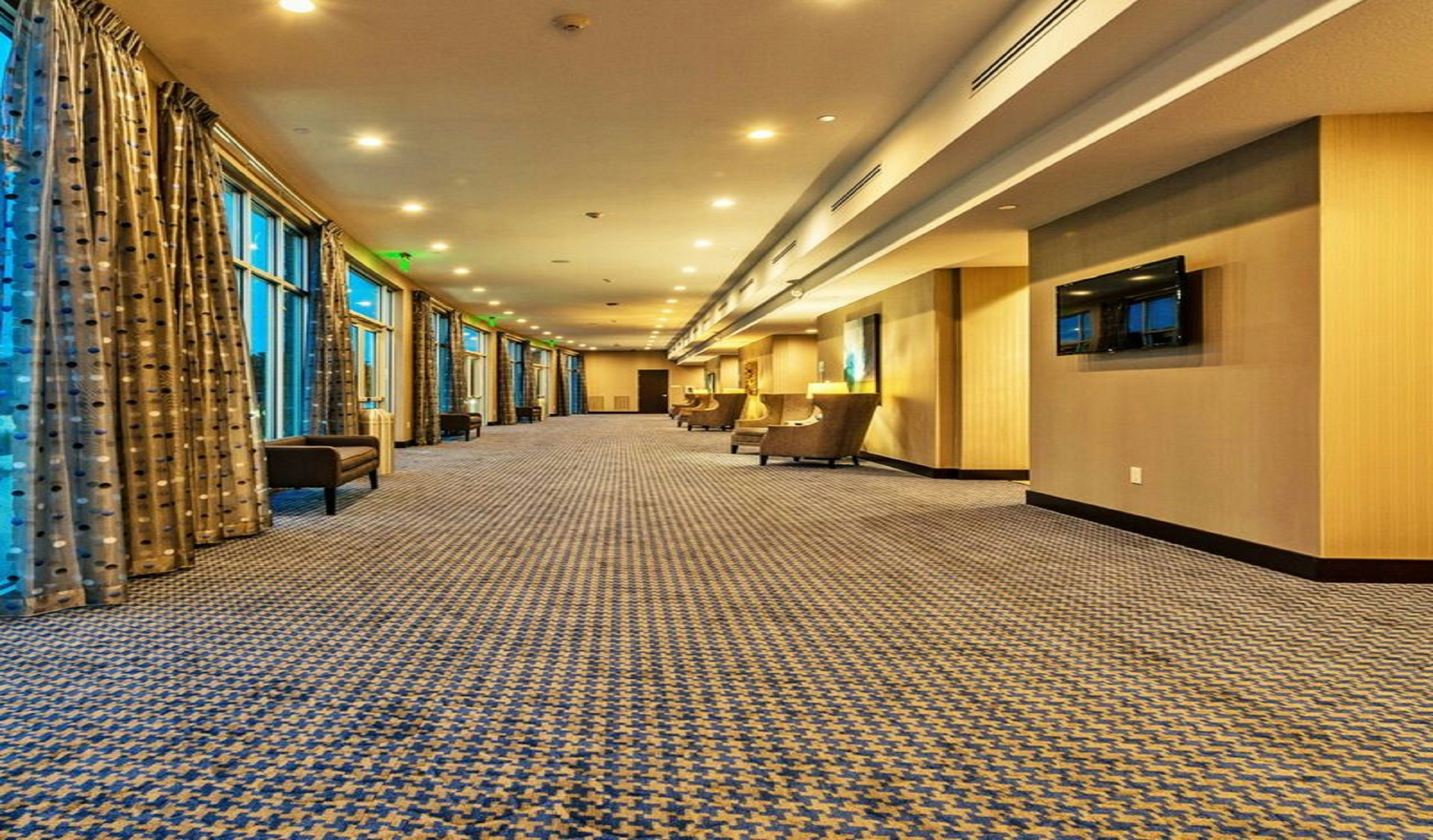 Holiday Inn Austin Airport 54/58