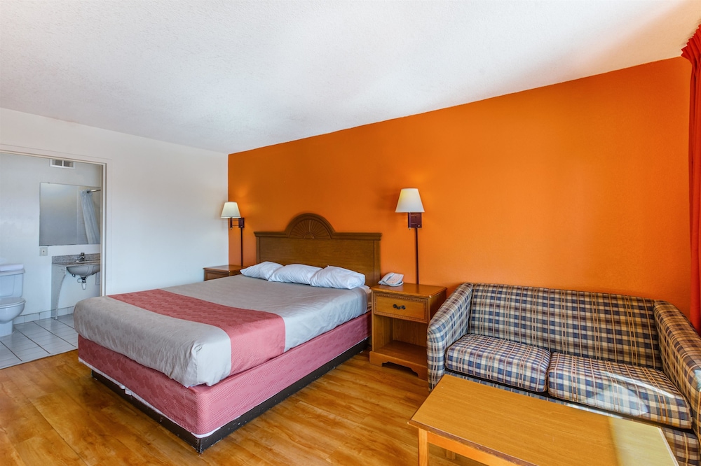 Baymont by Wyndham Rock Hill 29/52