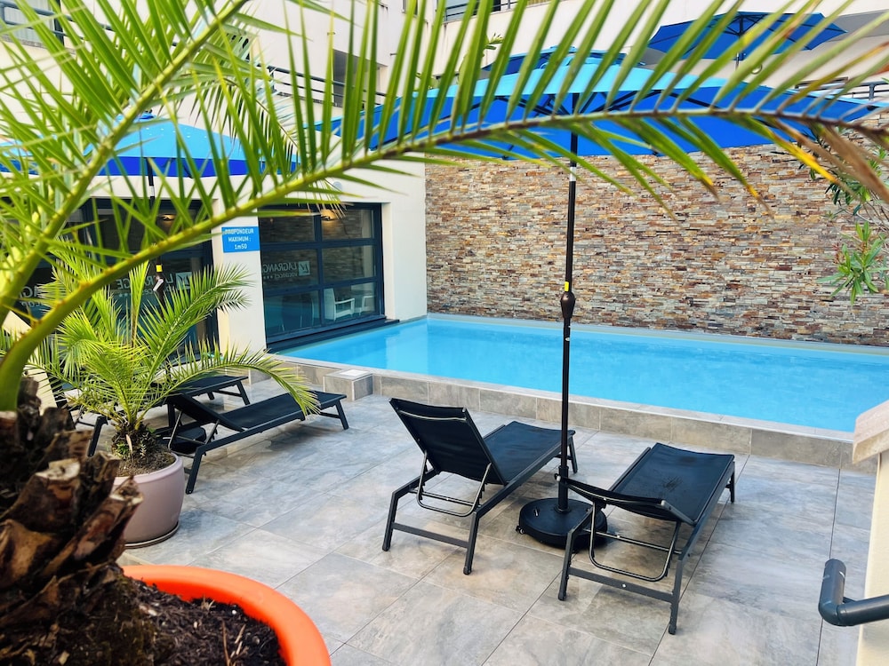 Residence Lagrange Vacances Les Patios Eugenie 27/59