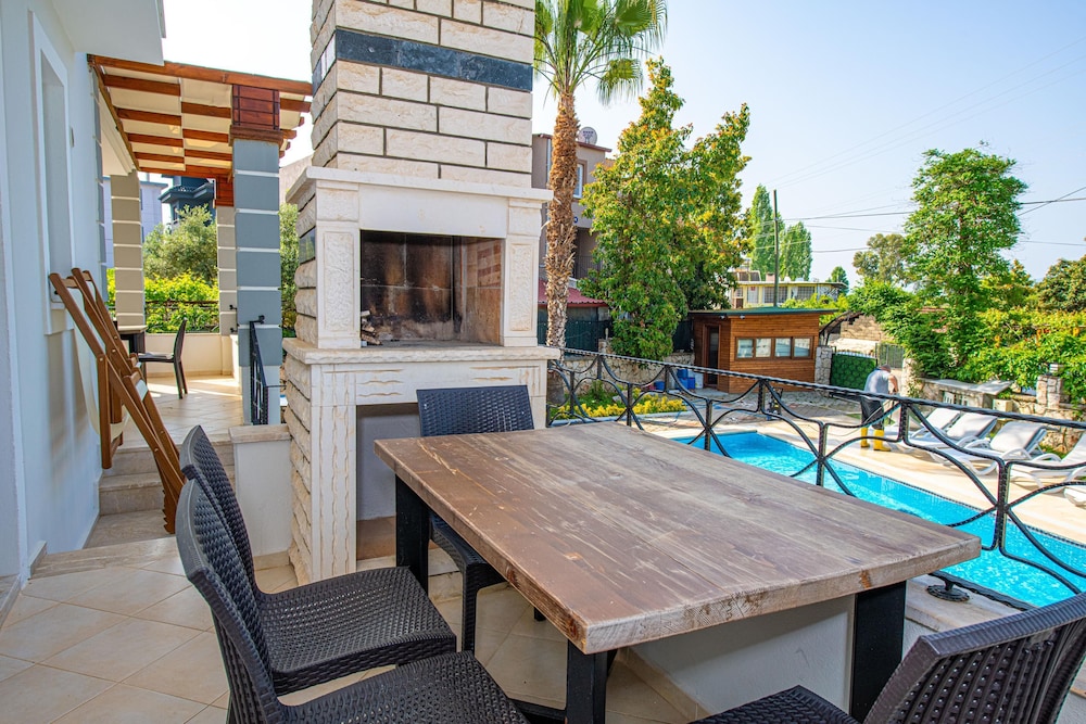 Anatolian Apartments 42/50