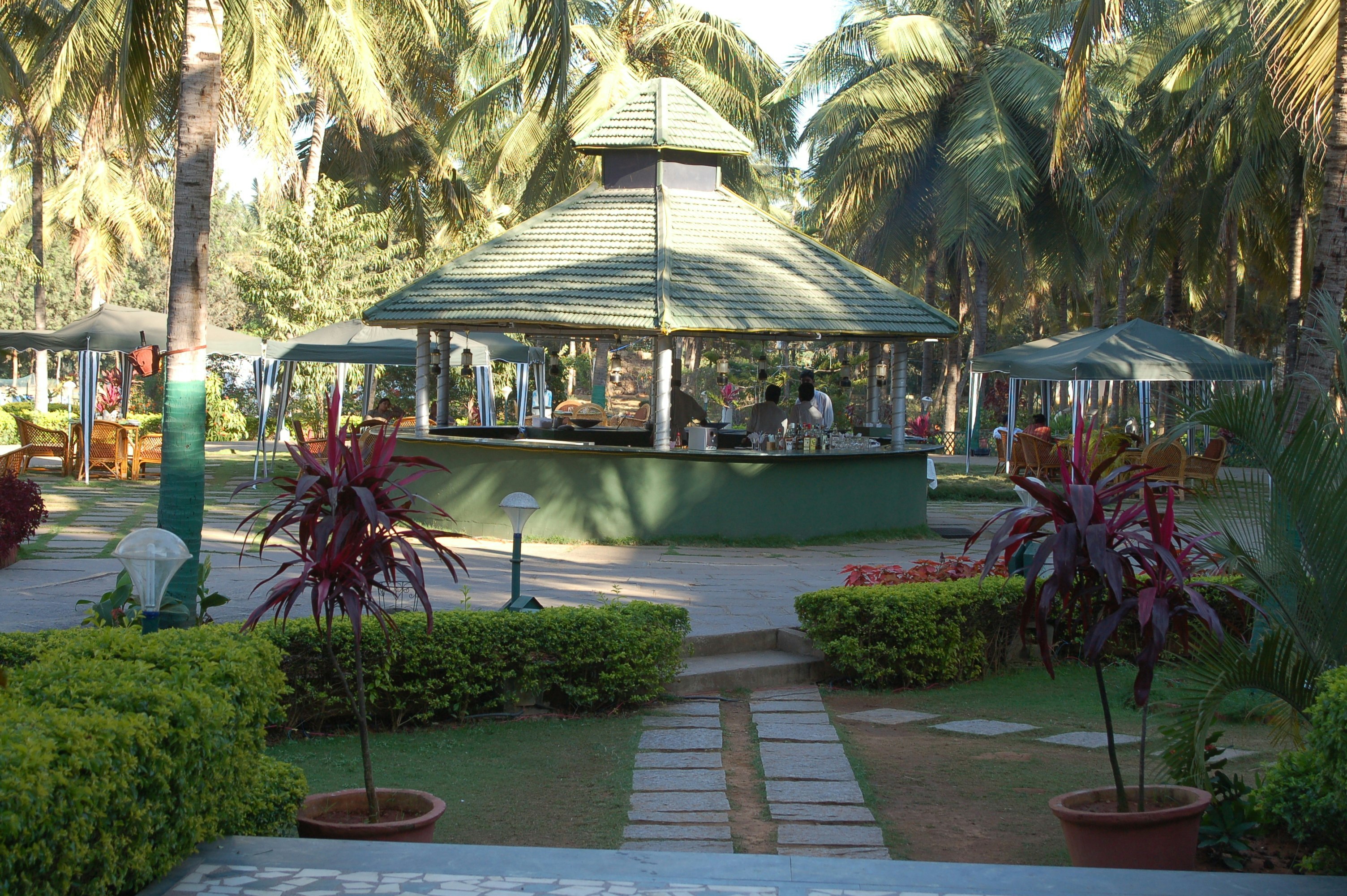 Royal Orchid Resort & Convention Centre Bangalore 32/34