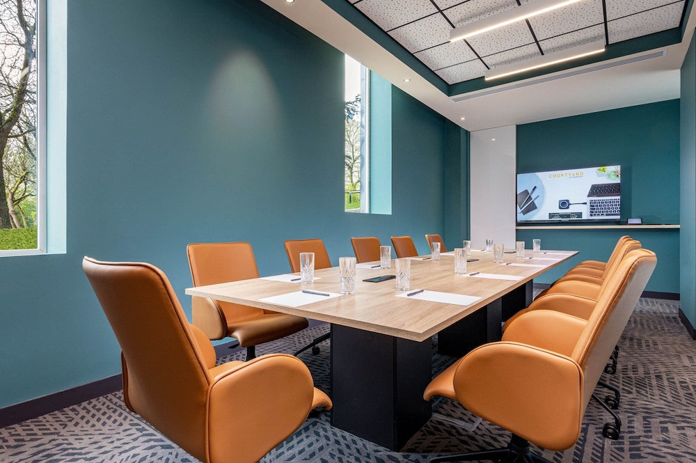 Courtyard by Marriott Paris Charles de Gaulle Central Airport 23/31