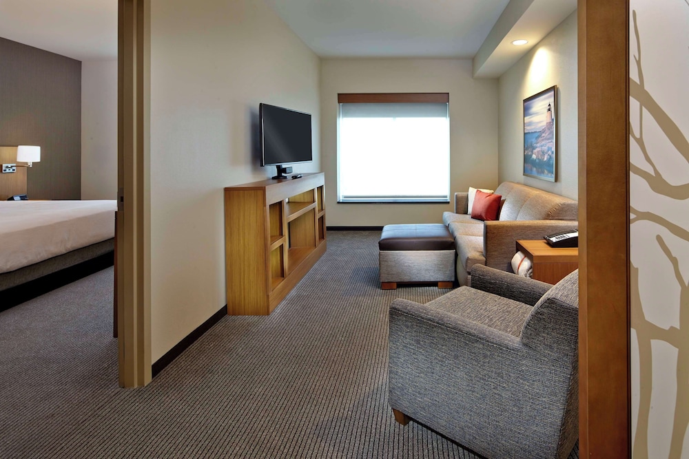 Hyatt Place Warwick/Providence Airport 37/58