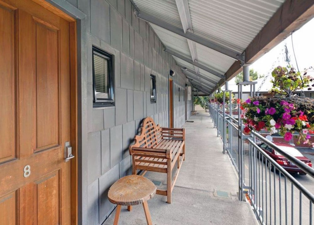 Country Glen Lodge 56/69
