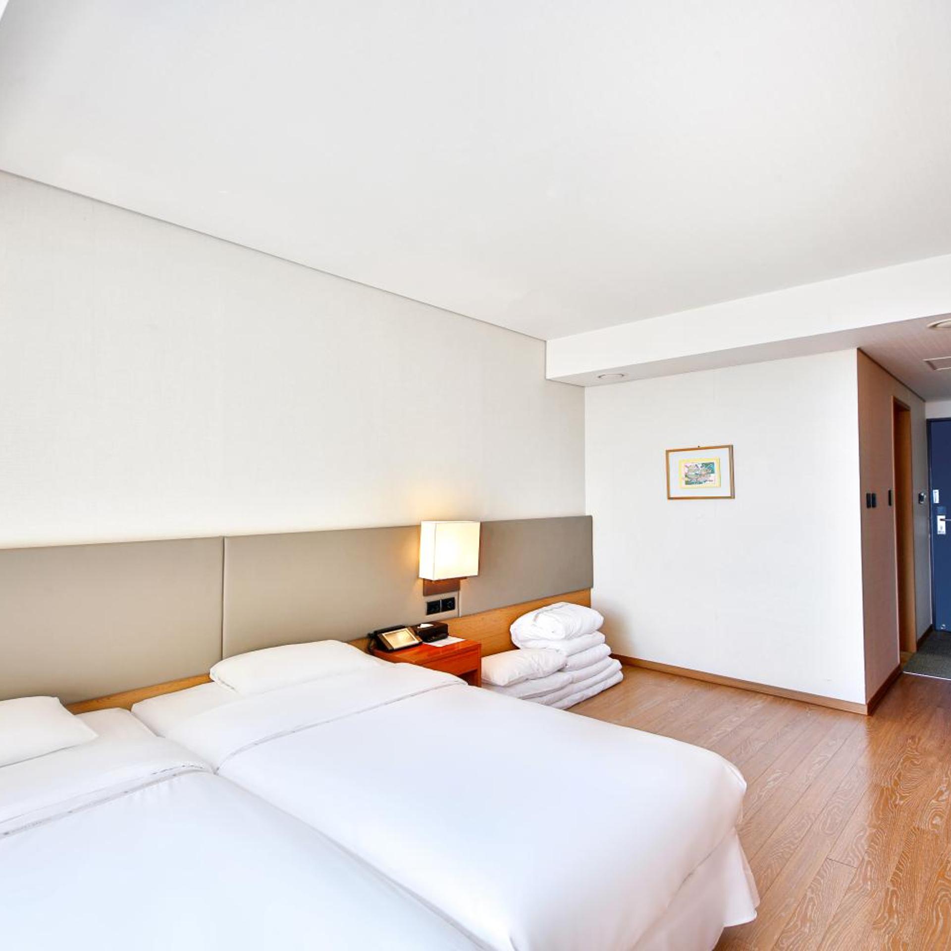 Ondol, Twin Beds, Ocean View