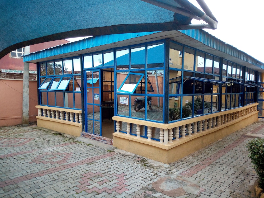 Joybam Hotel and Events Center Ososami 1/12