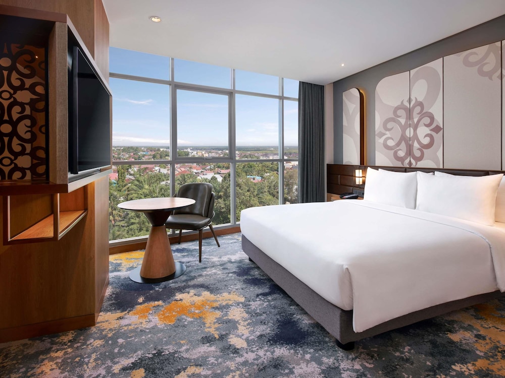 Mercure Pangkalan Bun 18/56