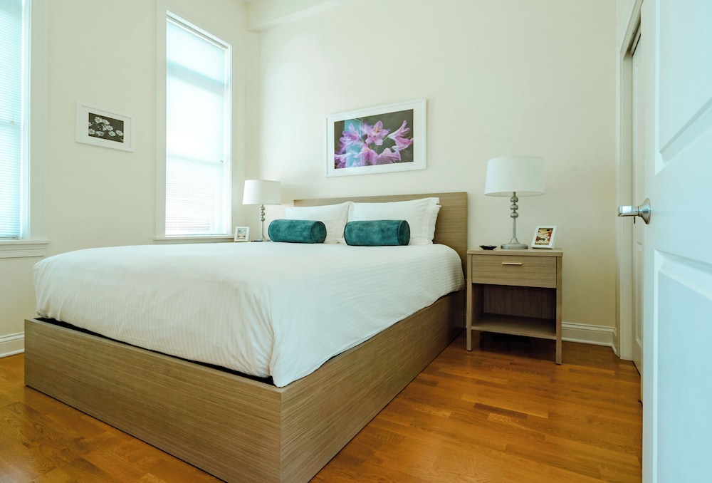 2 Bedrooms, Luxury, Suite, King and Queen Bed, 2 Bathrooms