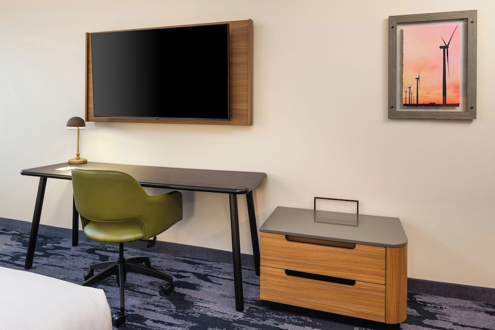 Fairfield Inn & Suites by Marriott Cedar Rapids North 43/52