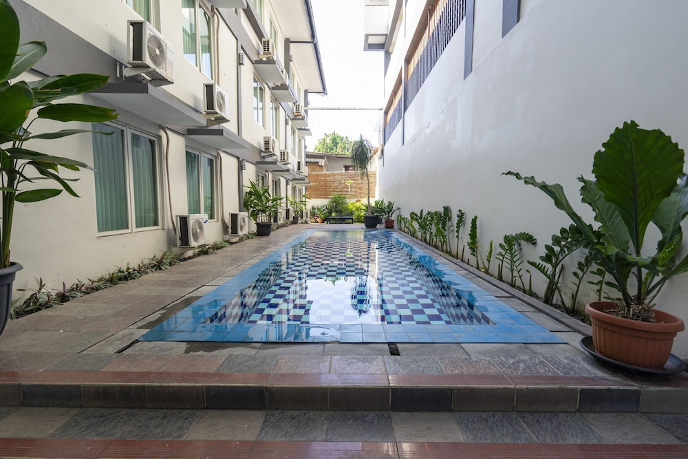 Dago's Hill 34/36