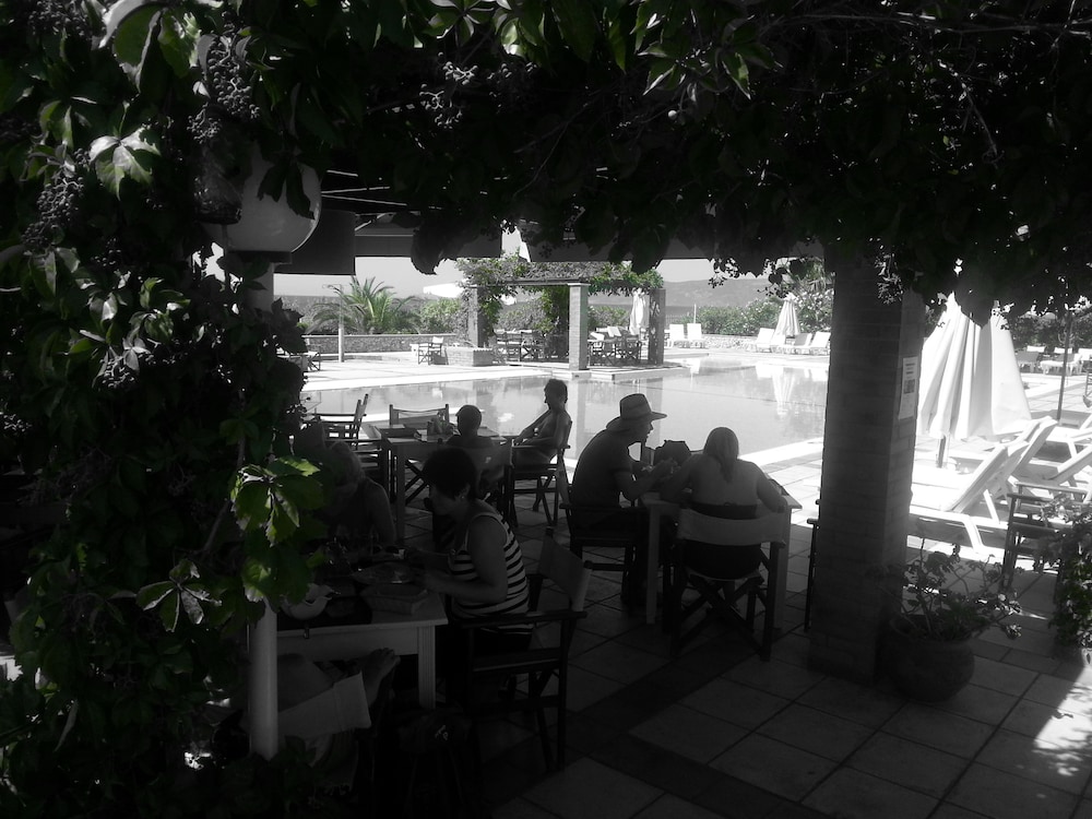 Panselinos Hotel 24/36