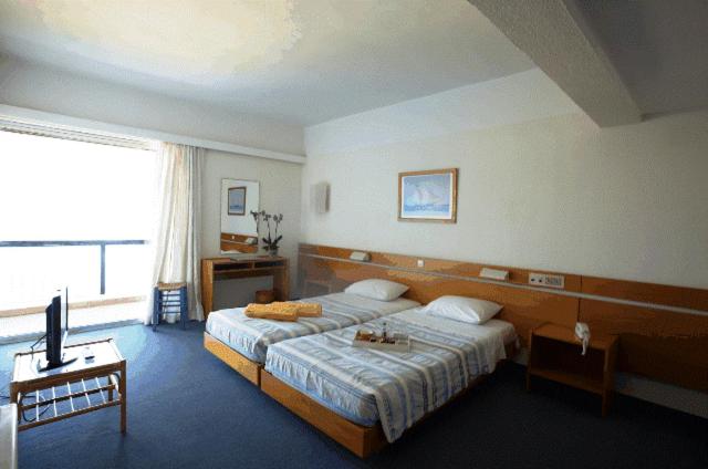 APOLLON SUITES 12/50
