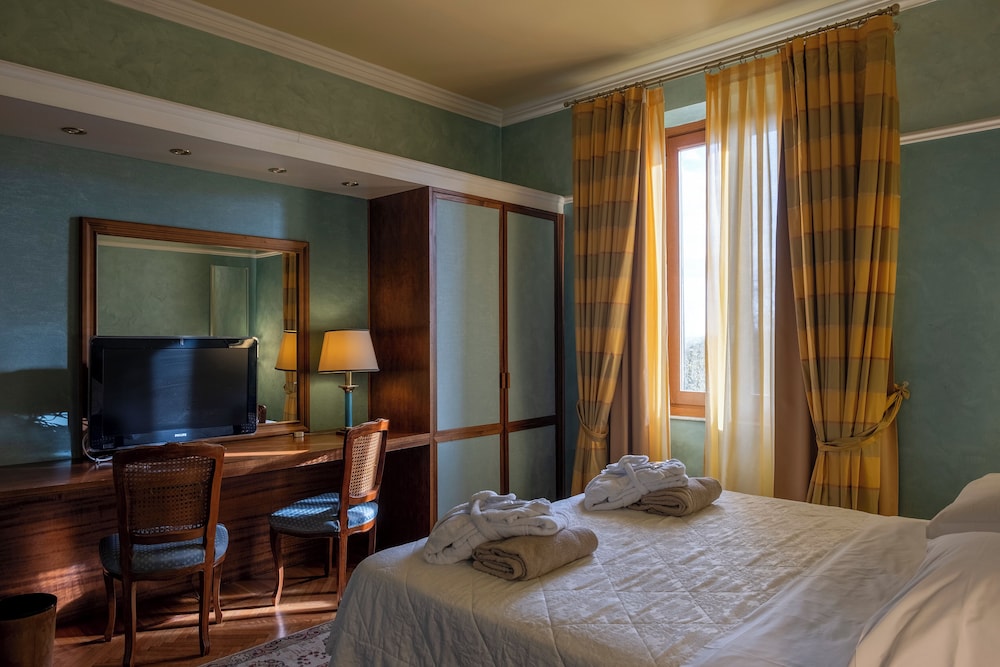 Grand Bellavista Palace 20/50