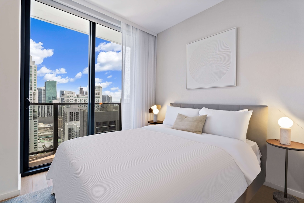 3 BEDROOMS, SUITE, TWIN BEDS, KING AND QUEEN BED, CITY VIEW
