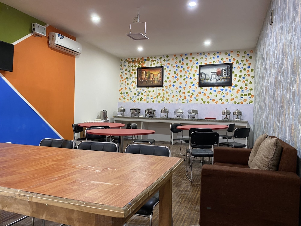 Hotel Staayz Premium 25/30