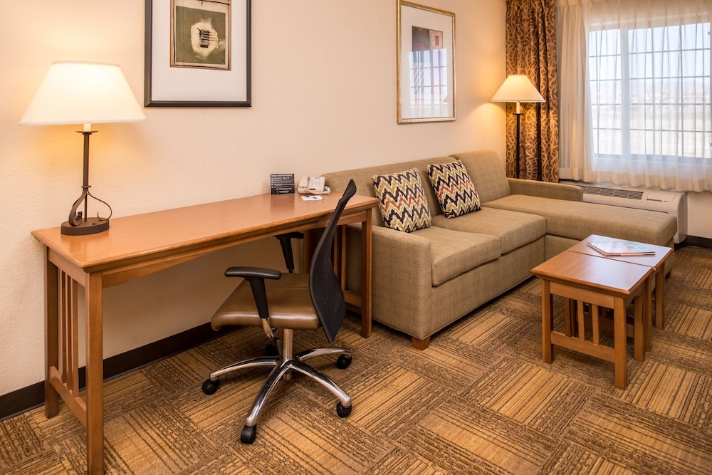 Staybridge Suites Las Cruces 56/72