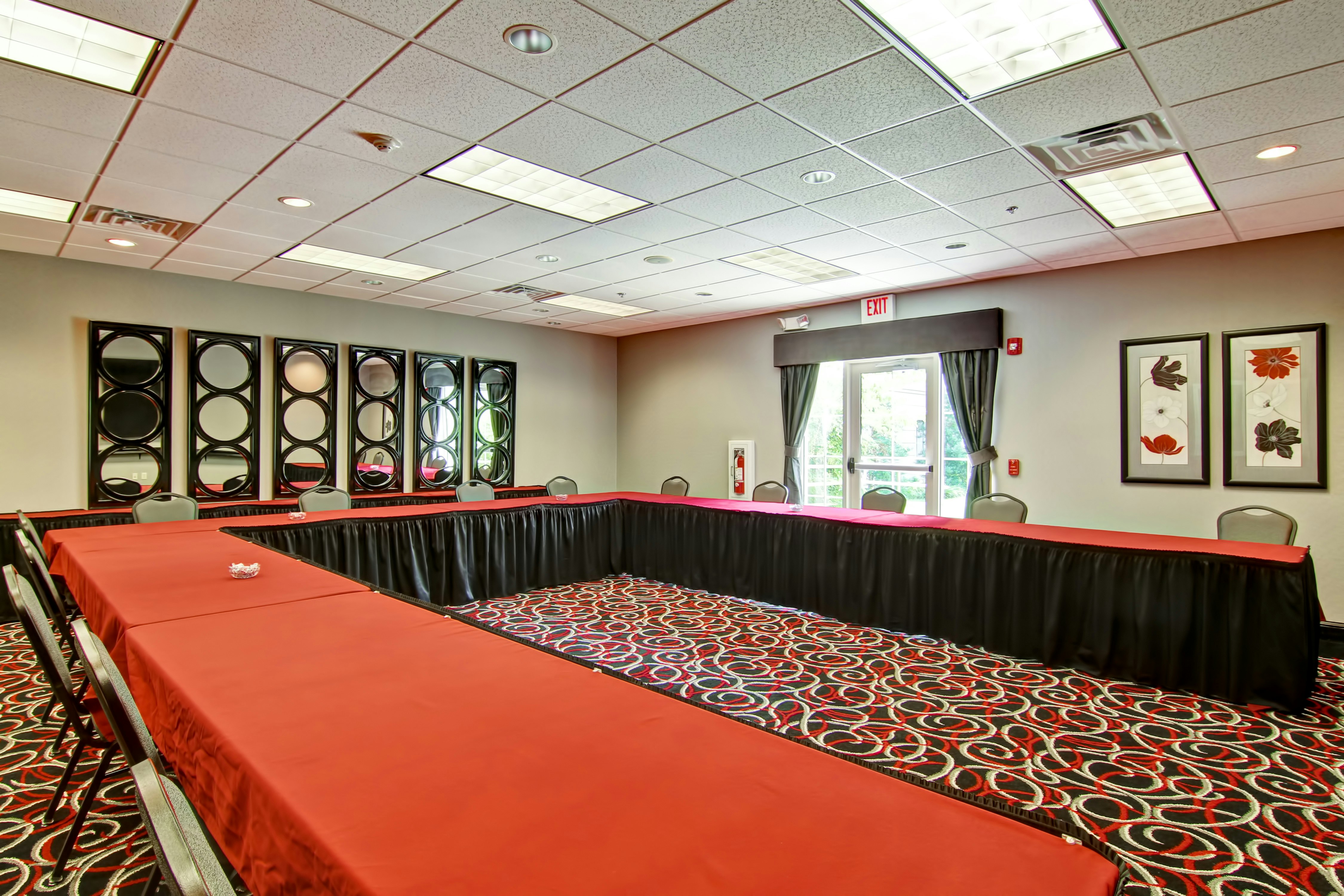 Homewood Suites by Hilton Leesburg 15/18