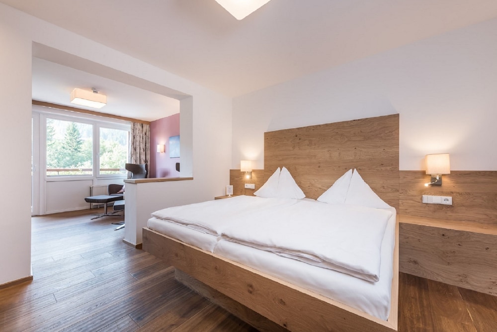 Hotel Leonhard 23/73