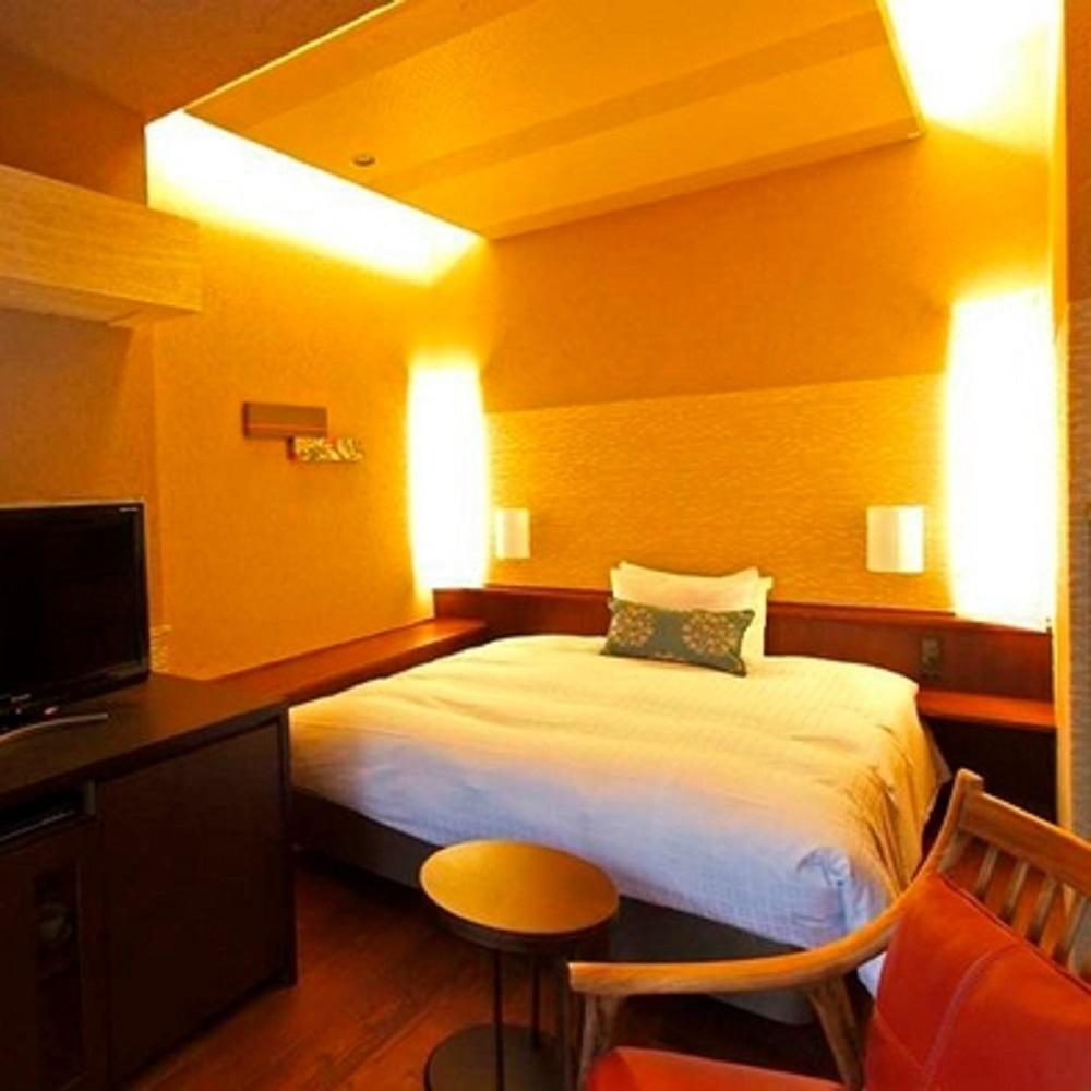 Single, Single Bed, Main Building