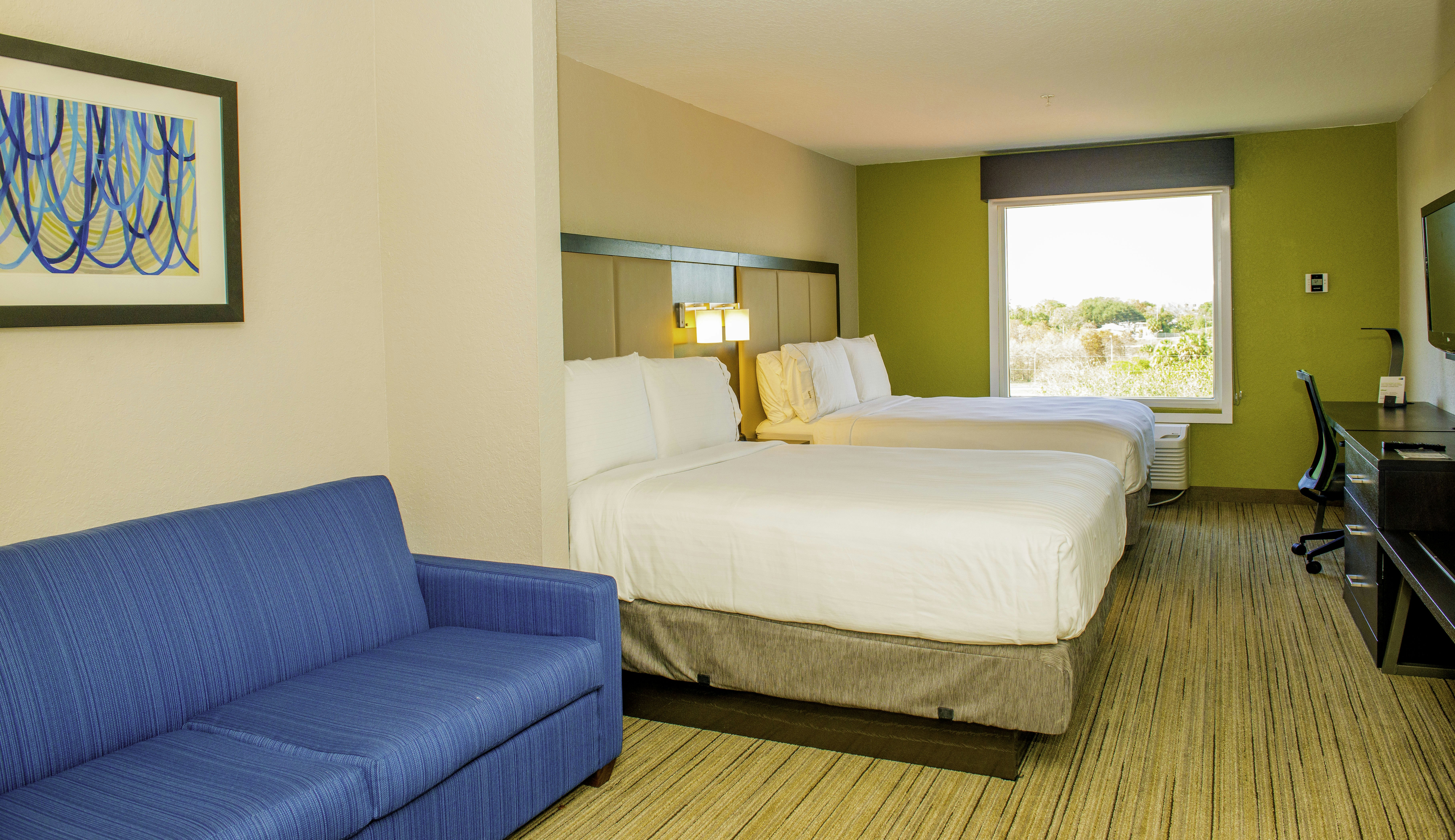 Holiday Inn Express and Suites St. Petersburg North (I-275), an IHG Hotel 17/58