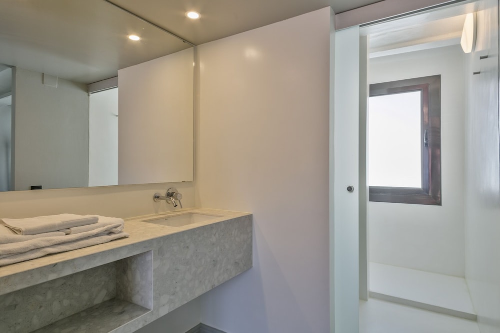PR3 Apartments 46/50