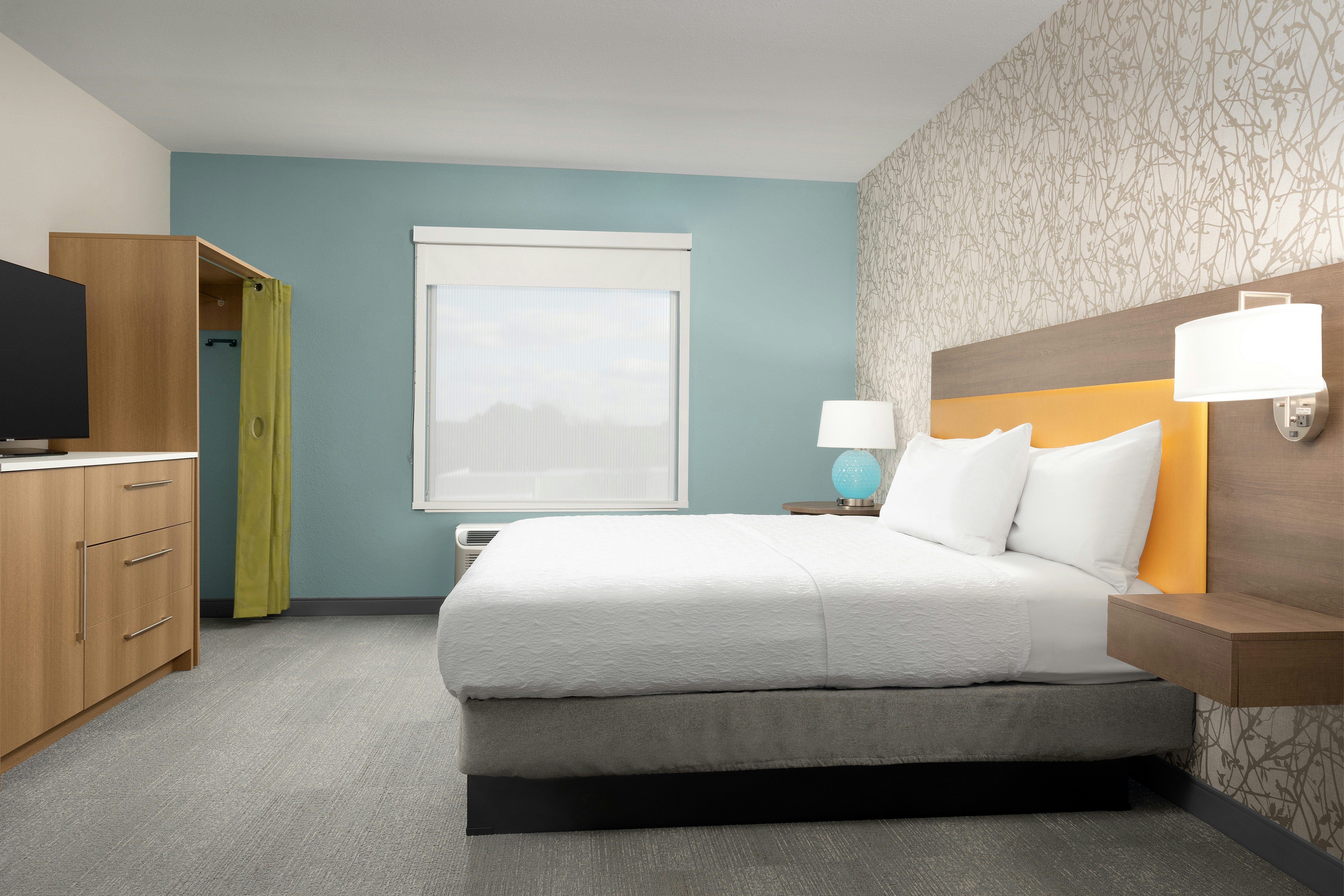 1 BEDROOM, SUITE, KING BED