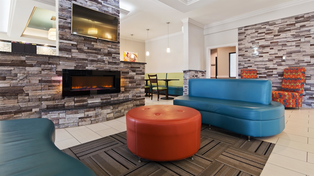Best Western Elkhart Inn & Suites 21/27