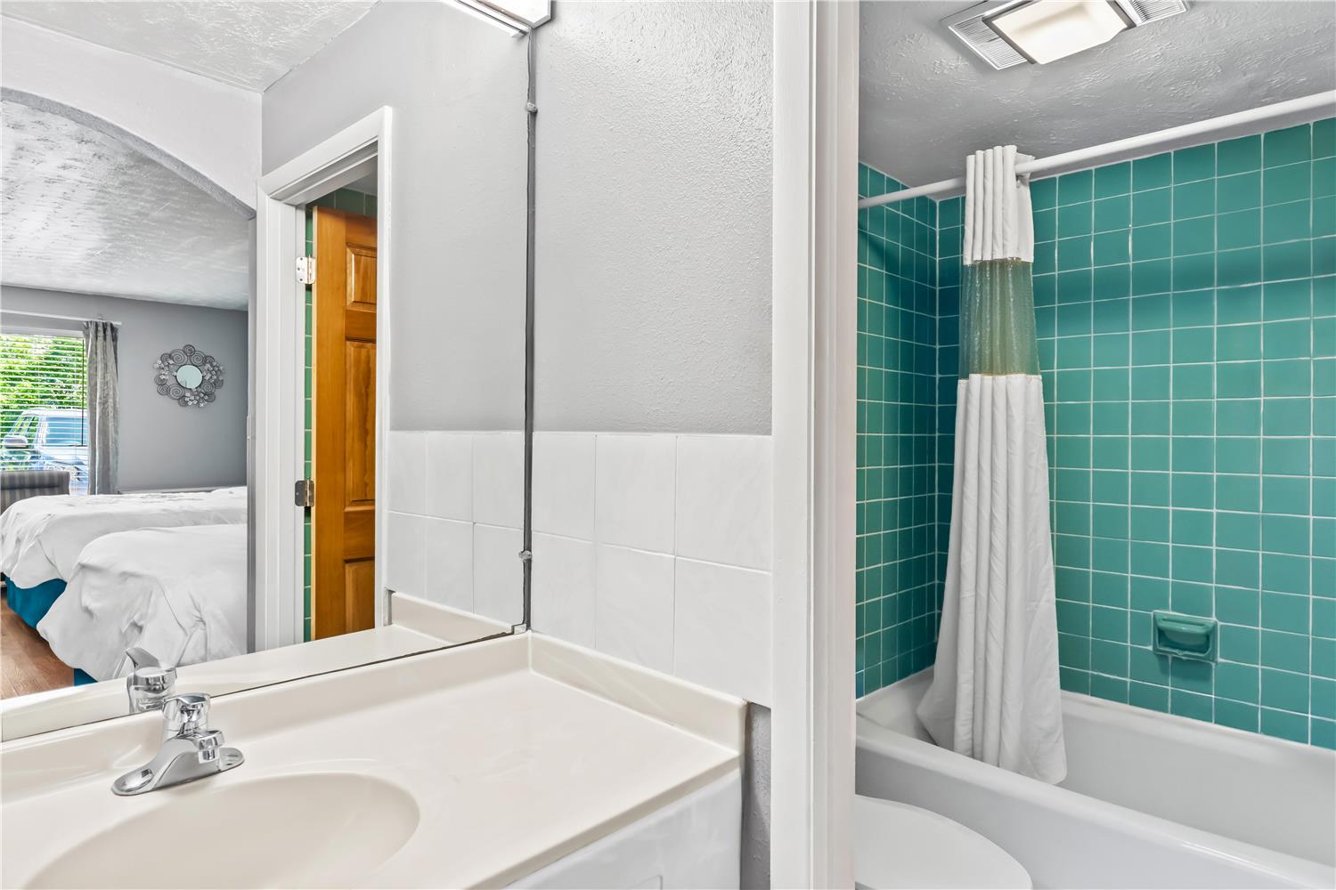 Americas Best Value Inn & Suites Williamstown 60/61