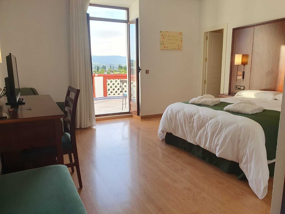 Gran hotel Marmolejo 8/28