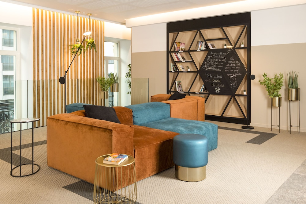 lobby