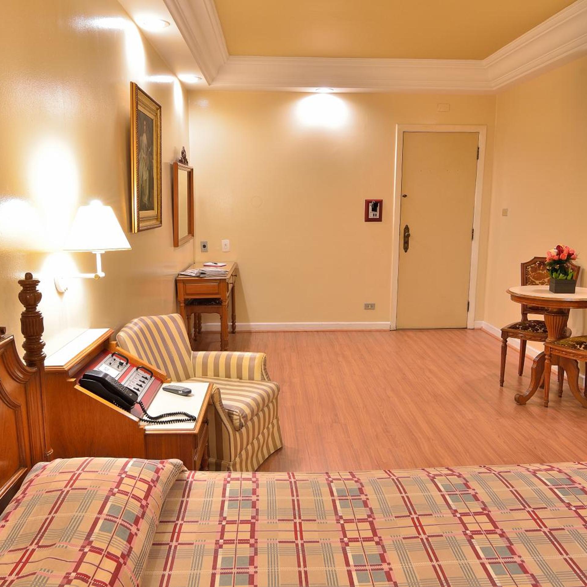 Hotel Castelar 73/99
