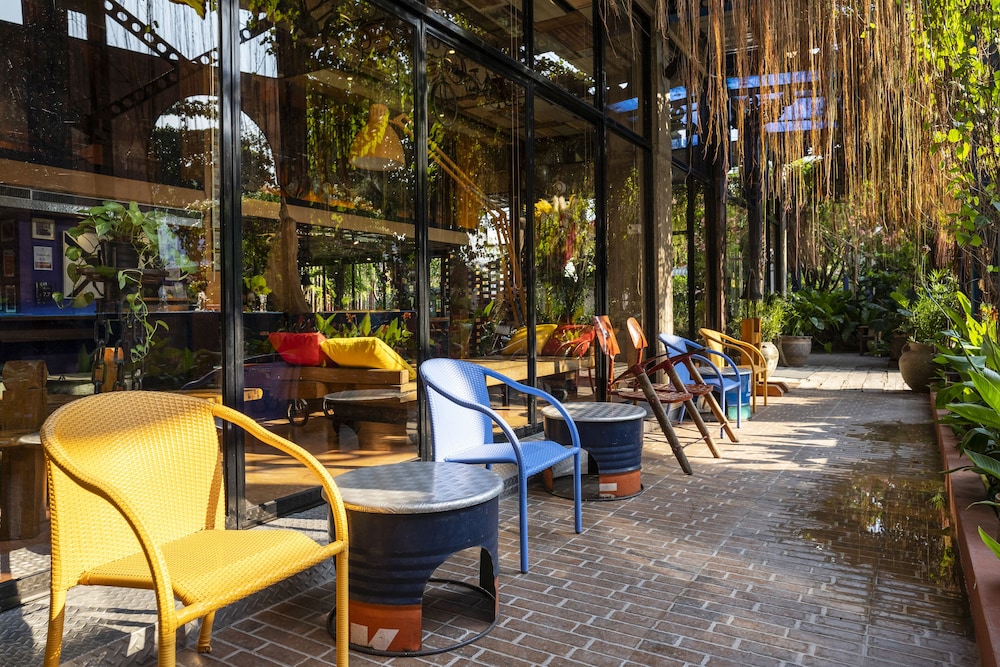 Mestyle Place Hotel 48/53