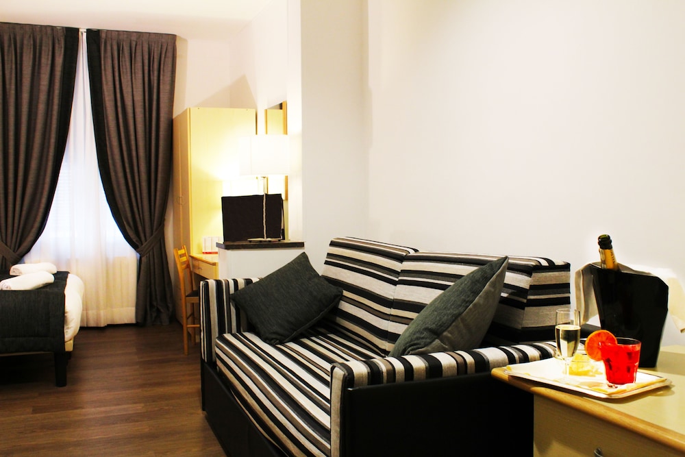 Hotel Coccodrillo 44/68