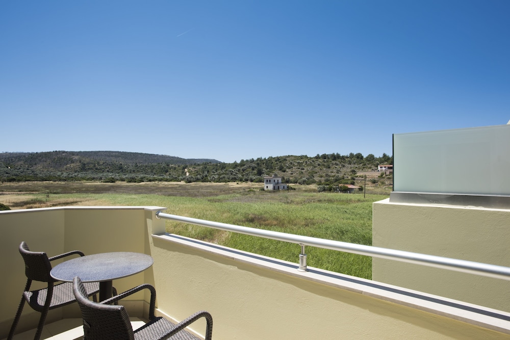 Almiriki Chios Rooms & Apartments 58/66