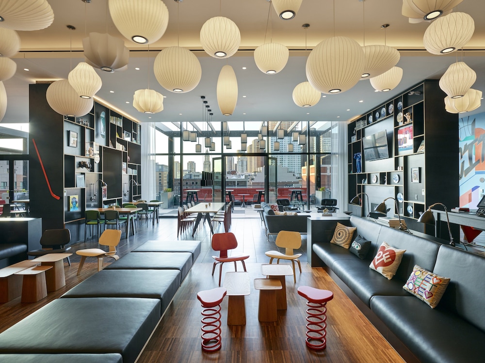 citizenM Boston North Station 45/57