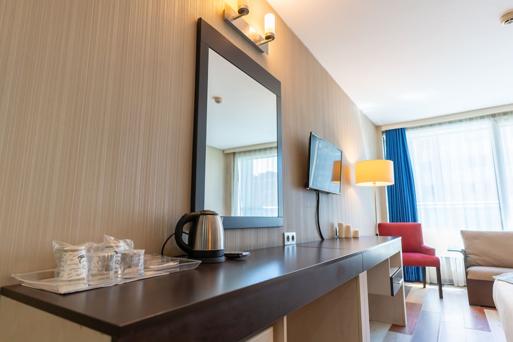 Lazz Hotel By Ketenci (ex. Izmir Comfort Hotel) 40/40