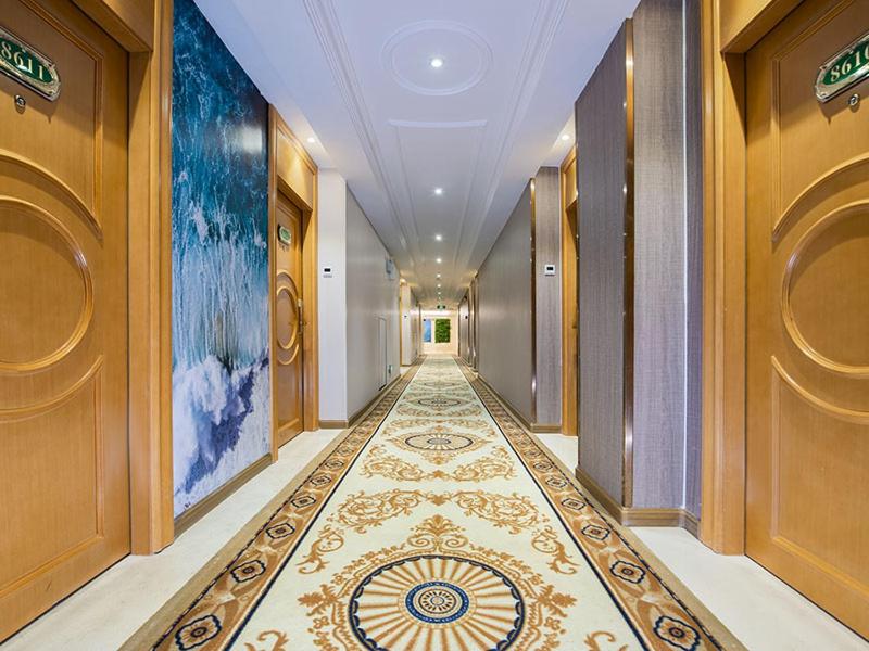 Vienna International Hotel (Zhuhai Lovers Middle Road Haibin Store) photo5