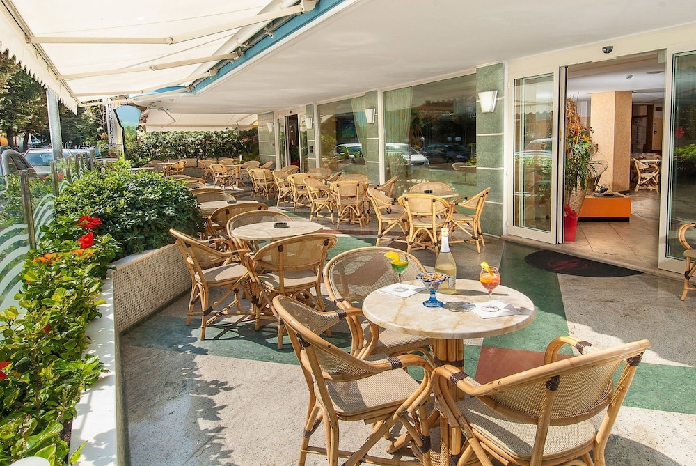 Hotel Helios 13/17