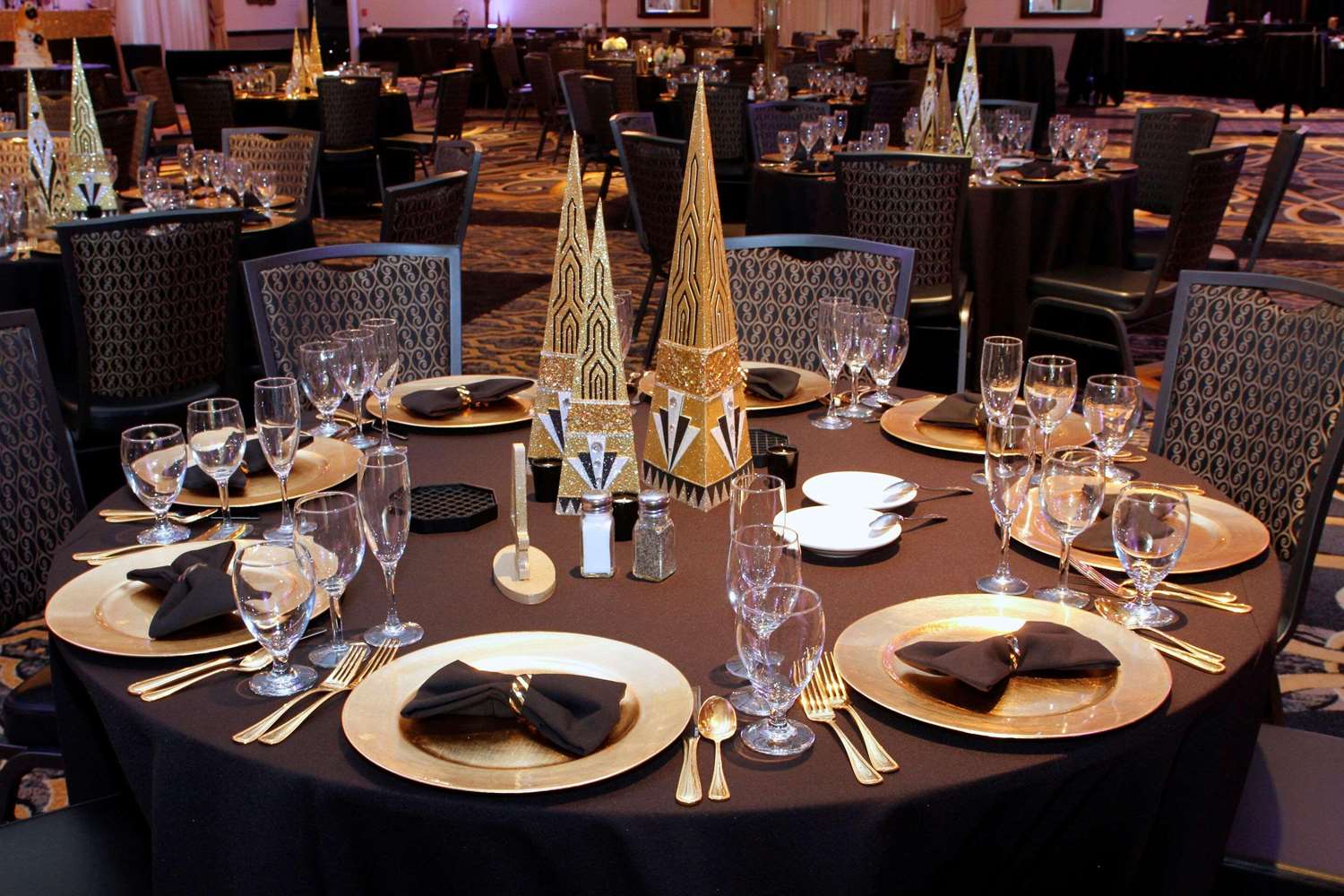 Radisson Hotel and Conference Center Rockford 30/57