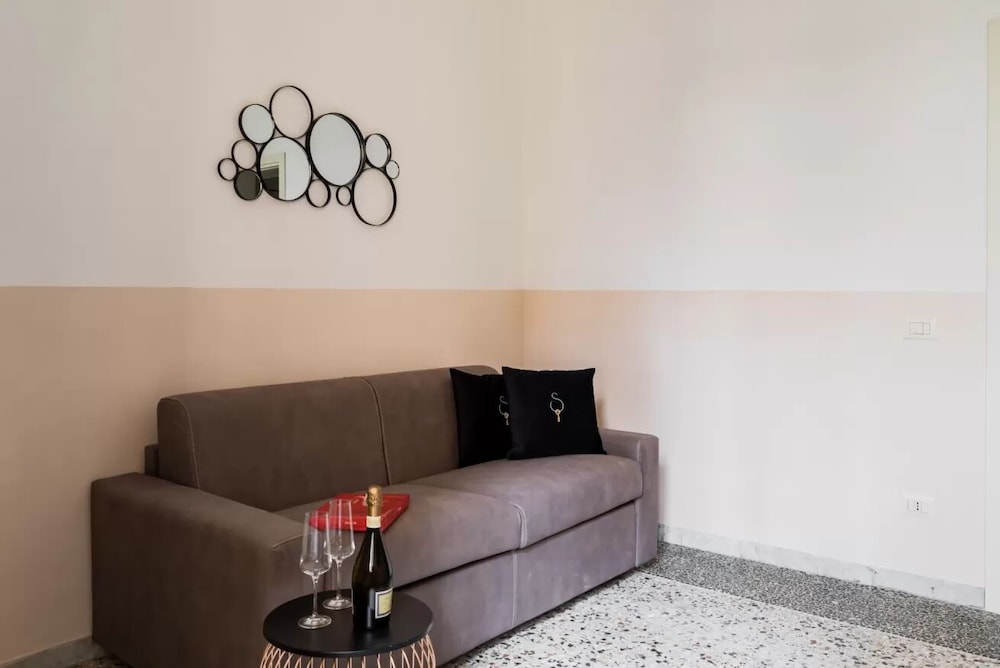 The Regal Suite 38/50